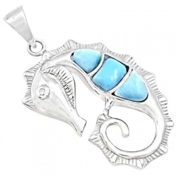 Appealing Seahorse 925 Sterling Silver Pendant Decorated With Larimar Gemstone